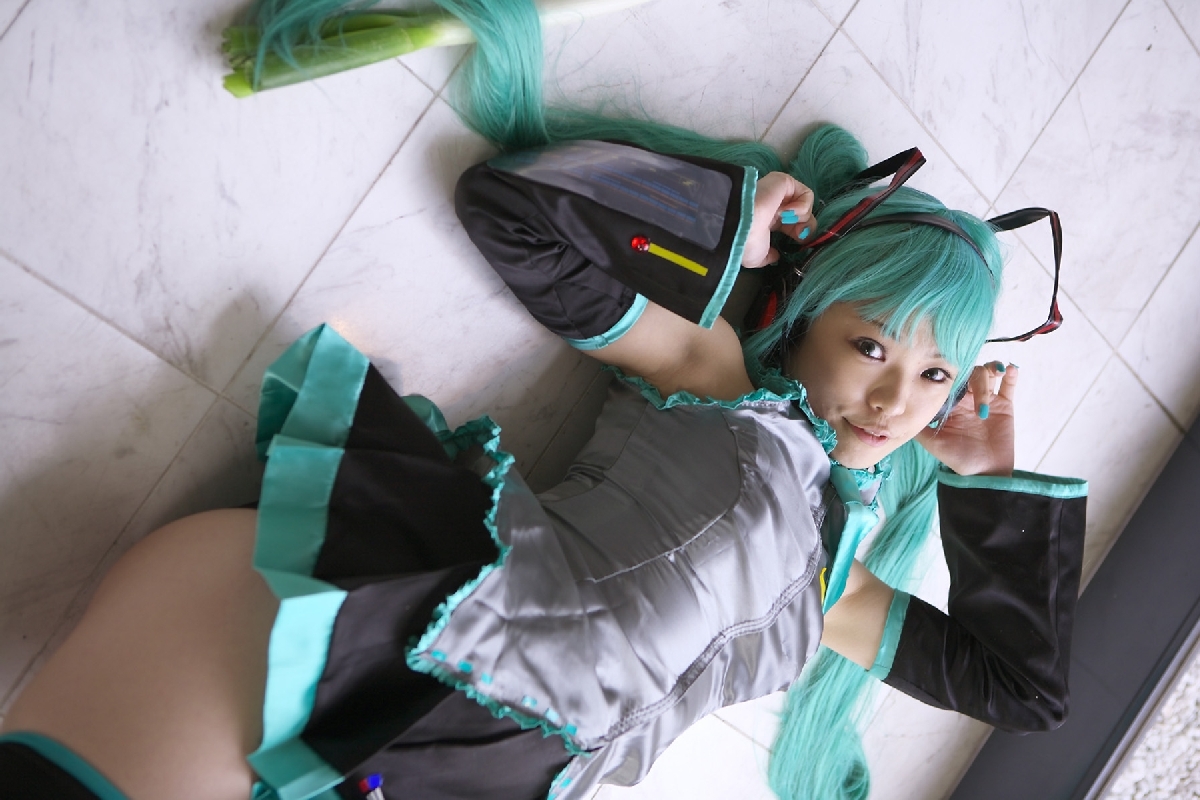 [Cosplay]  Vocaloid - Sexy Hatsune Miku